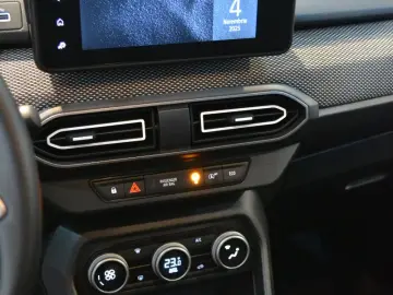 DACIA LOGAN 1.0 Eco-G 100CP Journey MT6