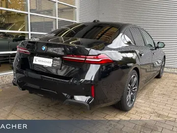 520iA M-Sport Navi HUD 360  ACC adLED StdHzg