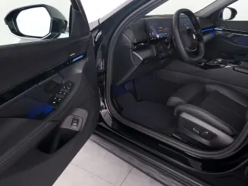 520i Limousine G60 LiveCoPro HUD H&K 360 -CAM