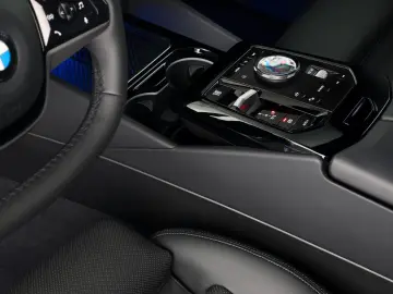 520i Limousine G60 LiveCoPro HUD H&K 360 -CAM