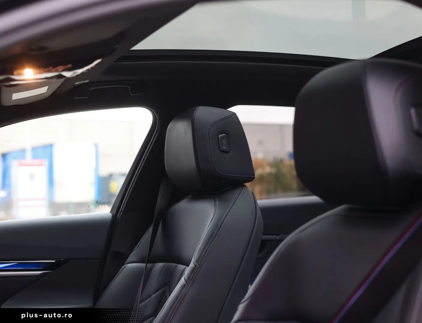 550 xDrive   M-sport - AHK - HUD - Pano- Bow&Wil