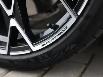 550 xDrive   M-sport - AHK - HUD - Pano- Bow&Wil