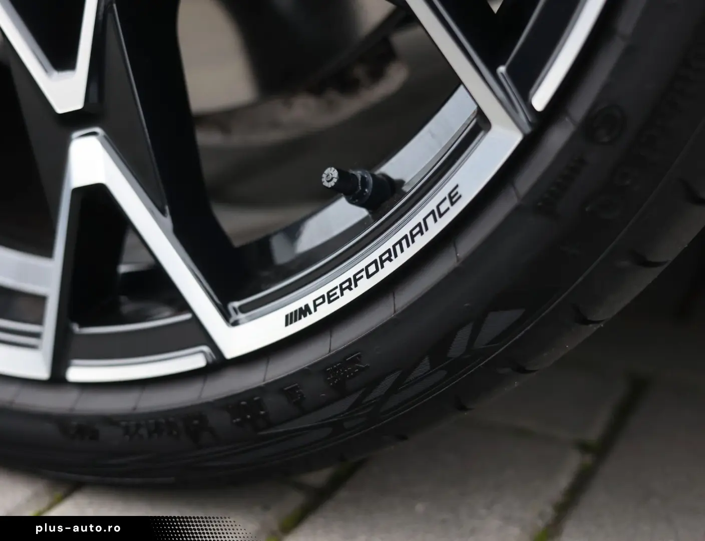 550 xDrive   M-sport - AHK - HUD - Pano- Bow&Wil