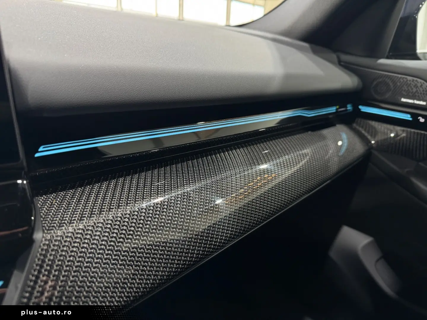 520 i M Sport Carbon HUD H&K Shadow 360  Memory