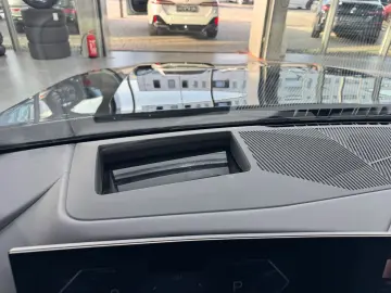 520 i M Sport Carbon HUD H&K Shadow 360  Memory