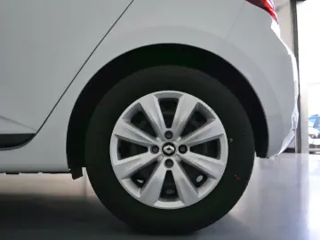 RENAULT CLIO 1.0 TCe 100CP Life