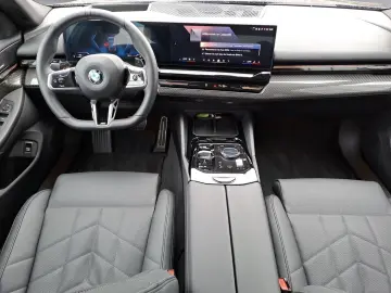 520d M Sport Komfortsitze Harman Kardon AHK