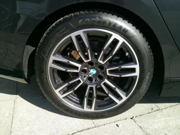 520 i M Sport AHK el. Driv.Plus Park.Plus HUD!