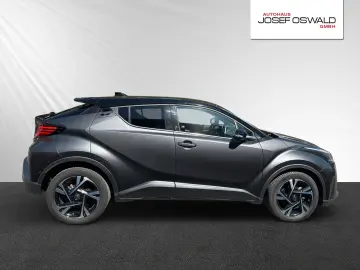 C-HR Hybrid Team D