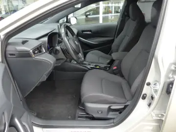 Corolla TS 2.0Hybrid TeamD Kamera Navi Totwinkel