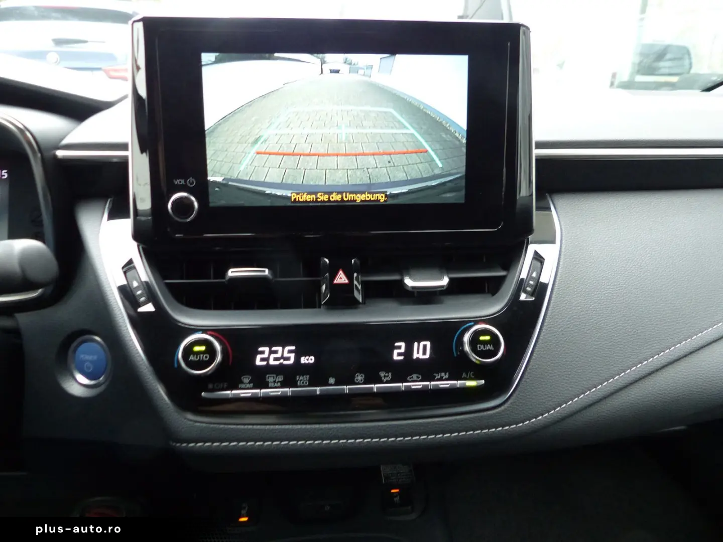 Corolla TS 2.0Hybrid TeamD Kamera Navi Totwinkel