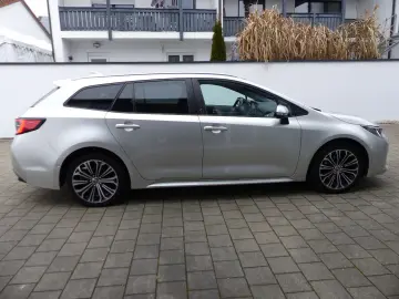 Corolla TS 2.0Hybrid TeamD Kamera Navi Totwinkel