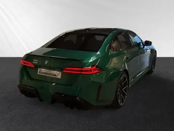 M5 Limousine Bowers&Wilkins Ventilation DAPro IconicGlow 360