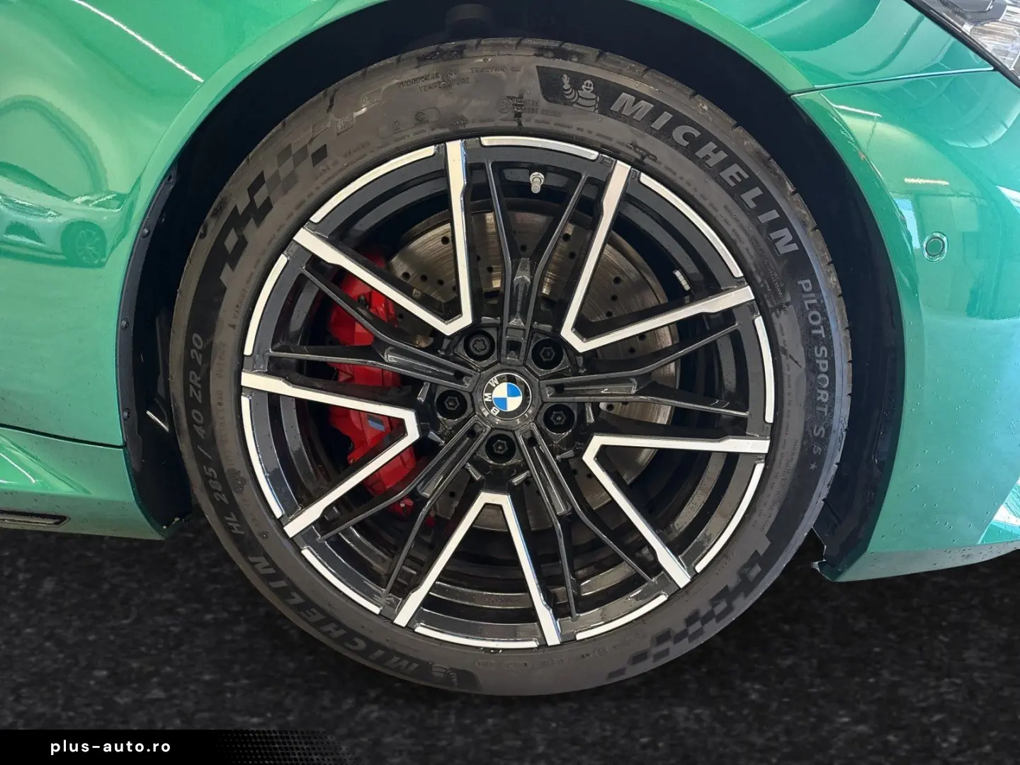 M5 Limousine Bowers&Wilkins Ventilation DAPro IconicGlow 360