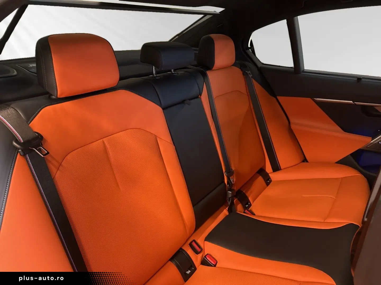 M5 Limousine Bowers&Wilkins Ventilation DAPro IconicGlow 360