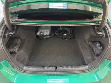 M5 Limousine Bowers&Wilkins Ventilation DAPro IconicGlow 360