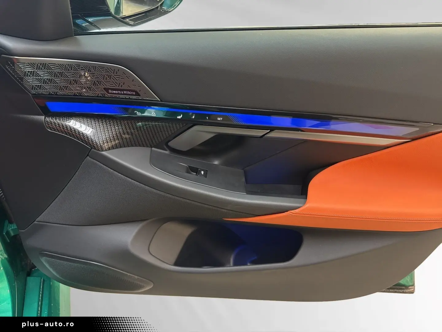 M5 Limousine Bowers&Wilkins Ventilation DAPro IconicGlow 360