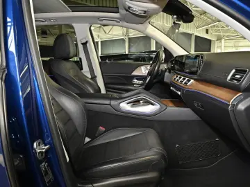 GLE 400 d 4M AMG Line AHK Standhz Distr Pano