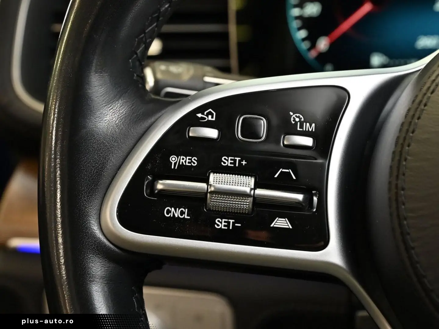 GLE 400 d 4M AMG Line AHK Standhz Distr Pano