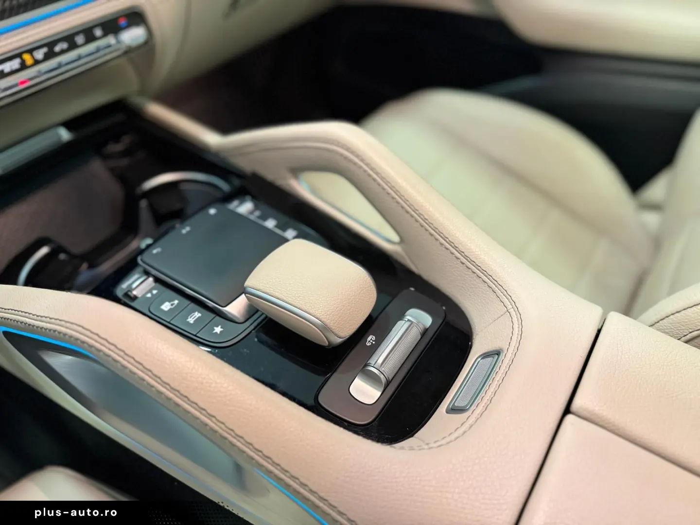 GLE 350 de AMG-Line  AIR DIST 360 PANO STHZ HUD