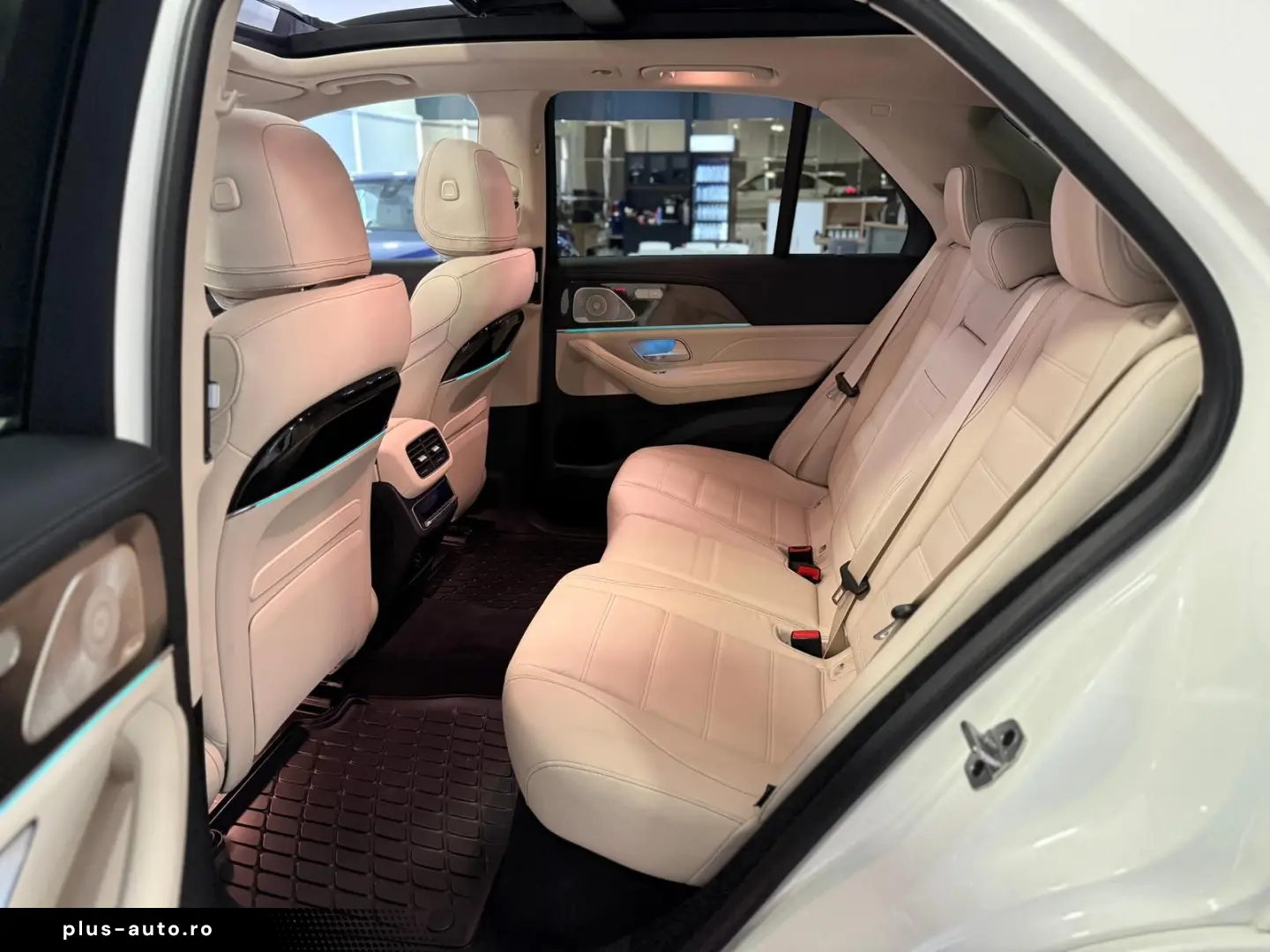 GLE 350 de AMG-Line  AIR DIST 360 PANO STHZ HUD