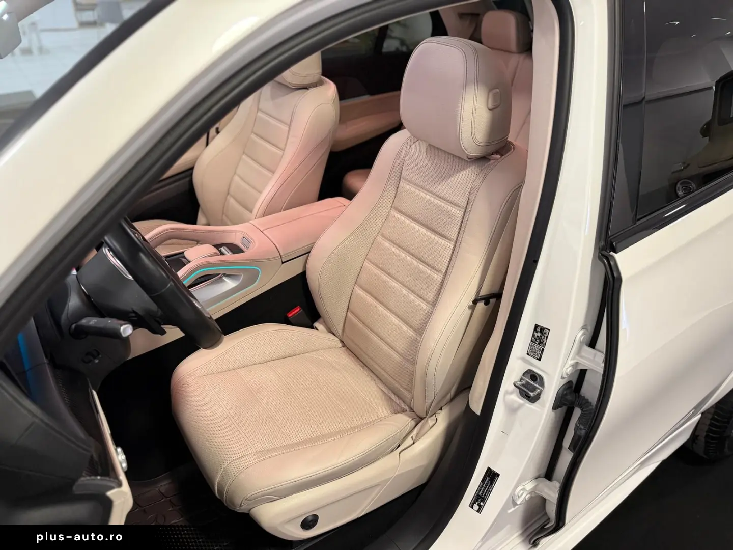 GLE 350 de AMG-Line  AIR DIST 360 PANO STHZ HUD