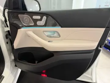 GLE 350 de AMG-Line  AIR DIST 360 PANO STHZ HUD