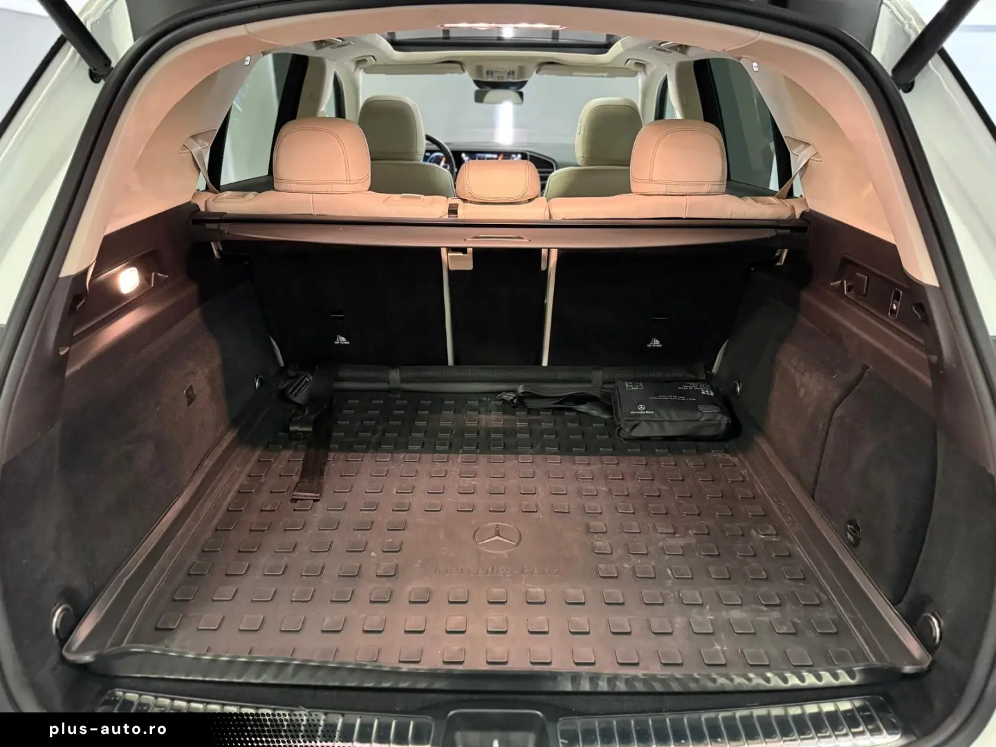 GLE 350 de AMG-Line  AIR DIST 360 PANO STHZ HUD