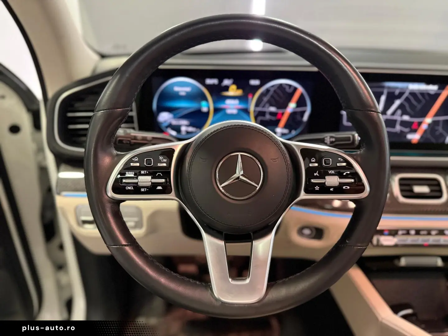 GLE 350 de AMG-Line  AIR DIST 360 PANO STHZ HUD