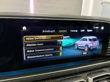 GLE 350 de AMG-Line  AIR DIST 360 PANO STHZ HUD