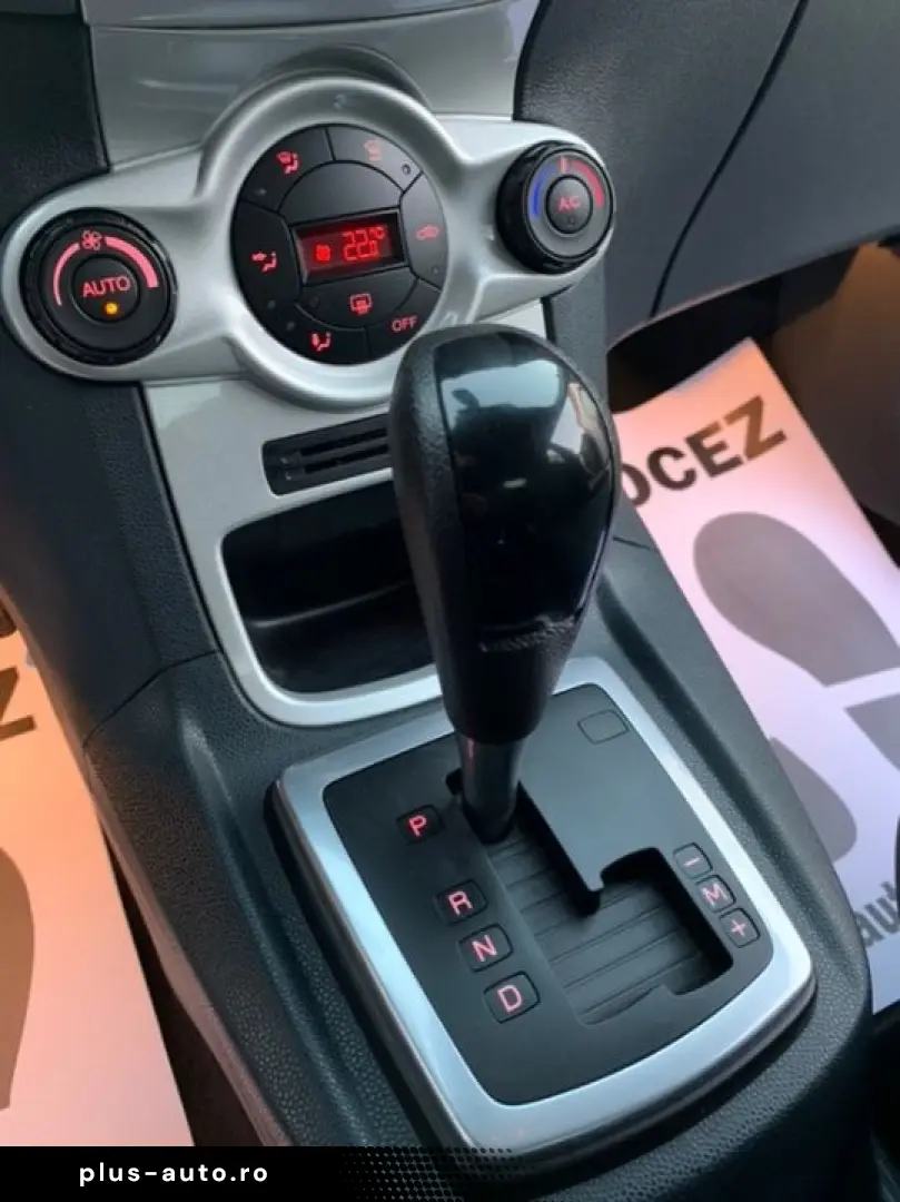 Ford Fiesta Titanium-2011-AUTOMATA