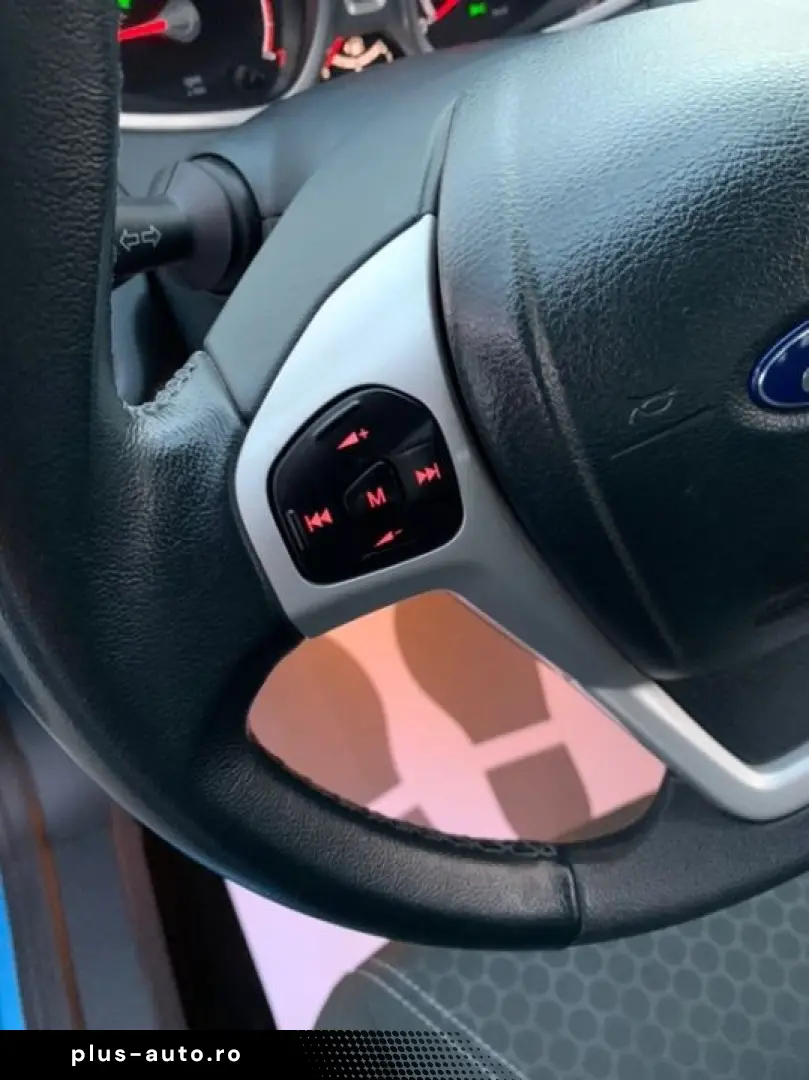 Ford Fiesta Titanium-2011-AUTOMATA