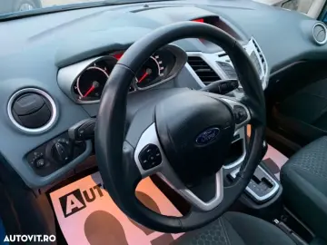 Ford Fiesta Titanium-2011-AUTOMATA