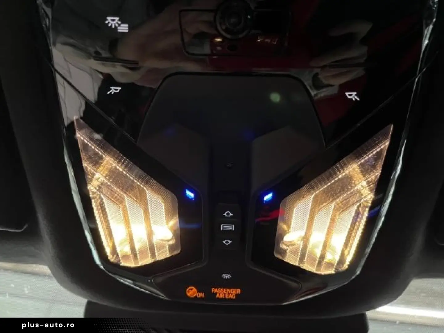 M5 M-Drive Bowers&Wilkins Ventilation 360 IconicGlow