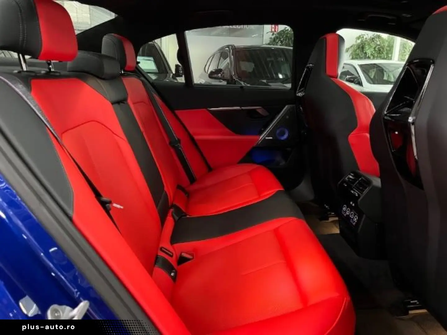 M5 M-Drive Bowers&Wilkins Ventilation 360 IconicGlow