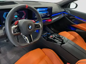 M5 Limousine DAPro Bowers&Wilkins Ventilation 360