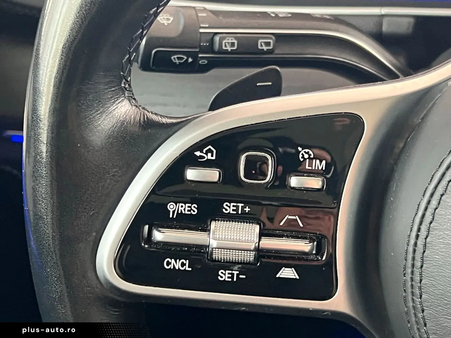 GLE 400 d 4M AMG Line Pano.-Dach Airmatic Kamera