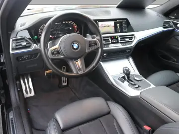 M440i xDrive Coupé Head-Up HK HiFi DAB WLAN Shz