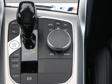 M440i xDrive Coupé Head-Up HK HiFi DAB WLAN Shz