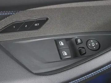 M440i xDrive Coupé Head-Up HK HiFi DAB WLAN Shz