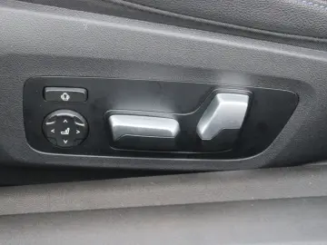 M440i xDrive Coupé Head-Up HK HiFi DAB WLAN Shz