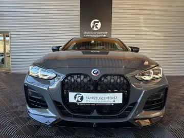 M440i xDrive Coupé HUD H&K FERNSTART LASER