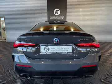 M440i xDrive Coupé HUD H&K FERNSTART LASER