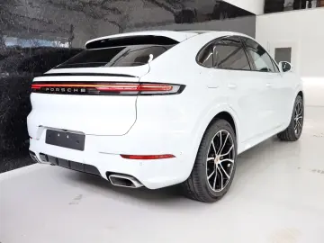 Porsche Cayenne Coupe  CHRONO BOSE PANO