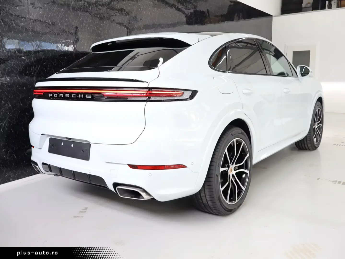 Porsche Cayenne Coupe  CHRONO BOSE PANO