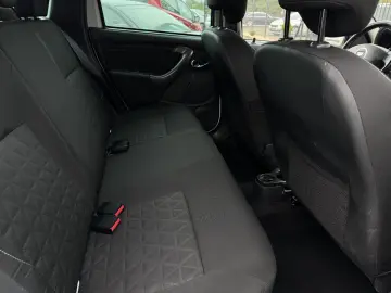 Dacia Duster 1.6 Mpi   GPL 2015