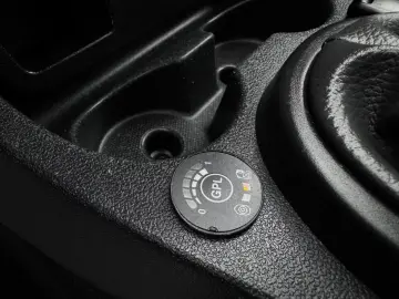 Dacia Duster 1.6 Mpi   GPL 2015