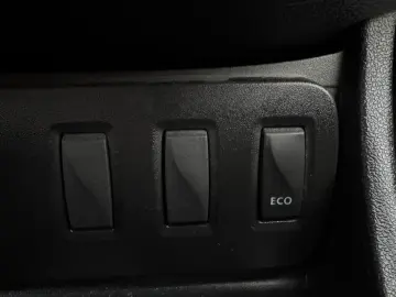 Dacia Duster 1.6 Mpi   GPL 2015