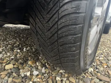 Dacia Duster 1.6 Mpi   GPL 2015