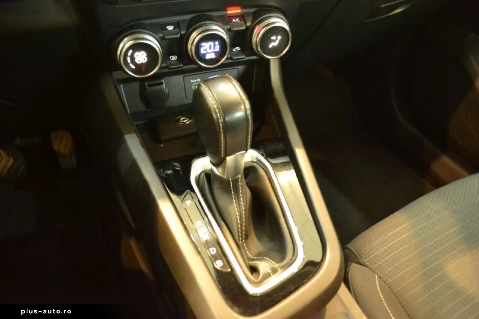 RENAULT ARKANA 1.6 E-Tech 145CP equilibre